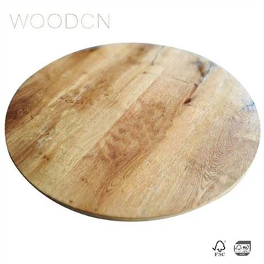 Trpezarija od furnira od hrastovog drveta